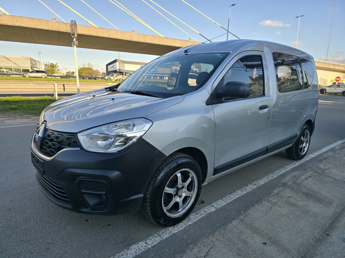 Renault Kangoo 2020 EXCELENTE ESTADO! | Permuta / Financia Renault Kangoo 2020 EXCELENTE ESTADO! | Permuta / Financia