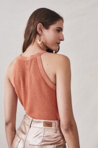 Top Halter Metalizado Ocre