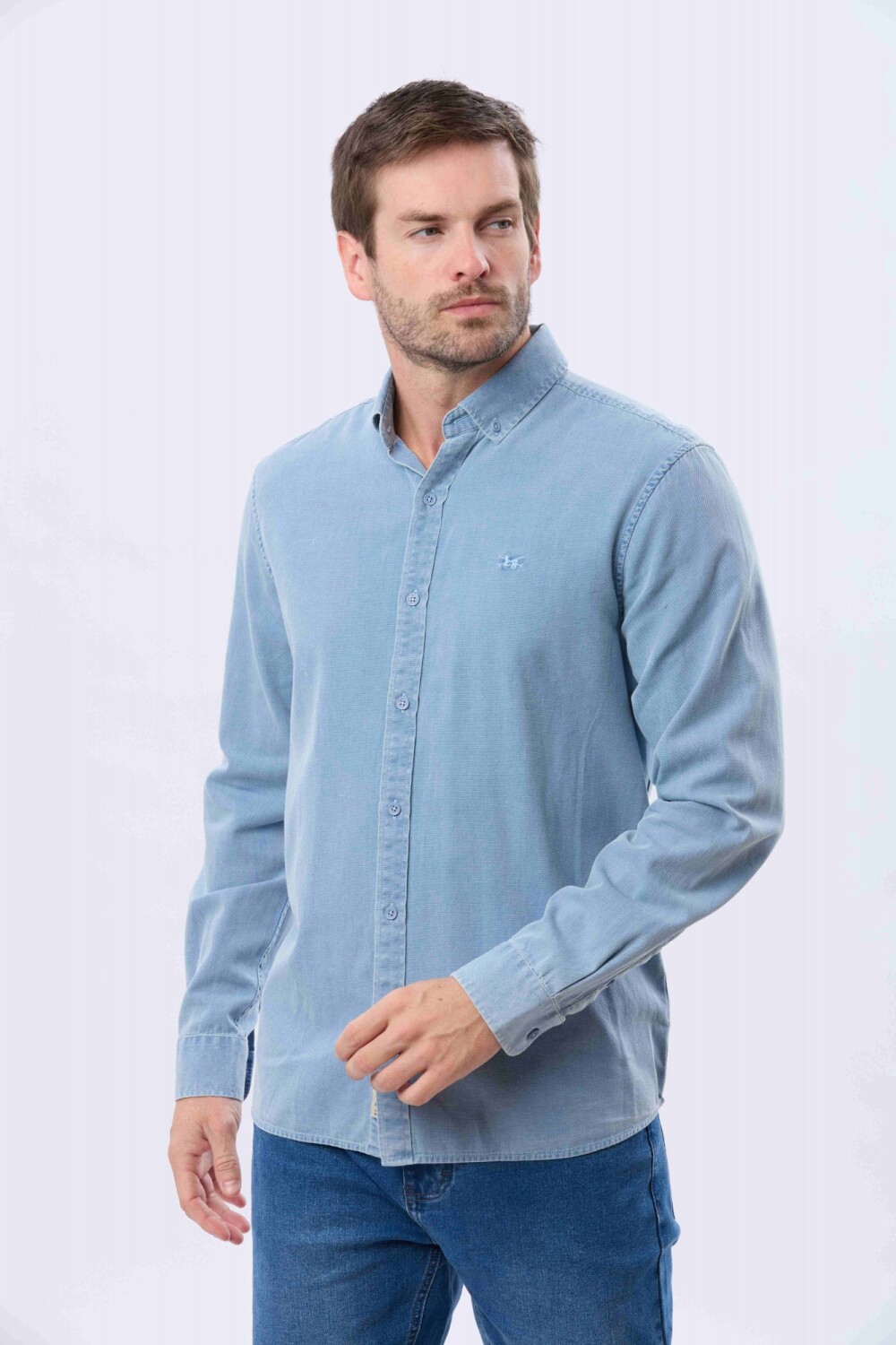 CAMISA LISA LAVADA Celeste
