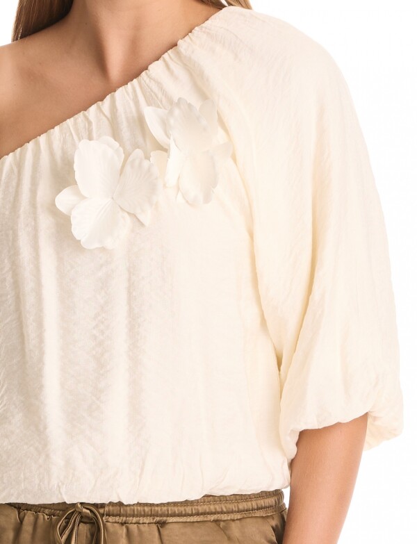 Blusa Flores CRUDO