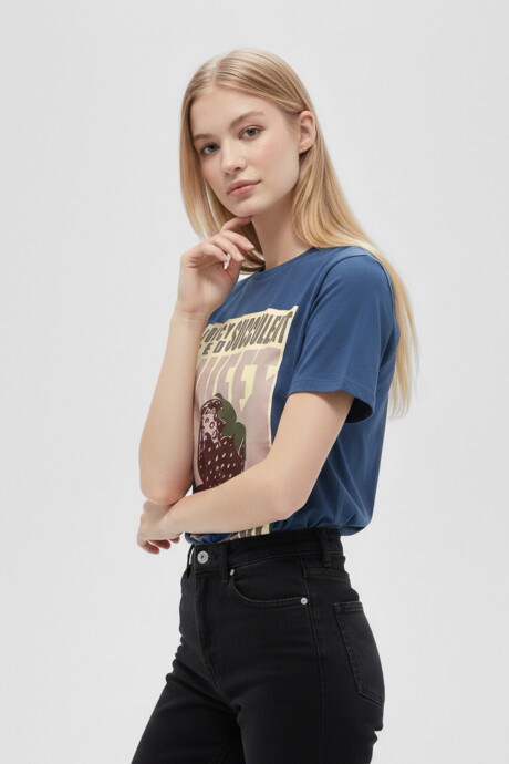 Remera Beirinas Estampado 3