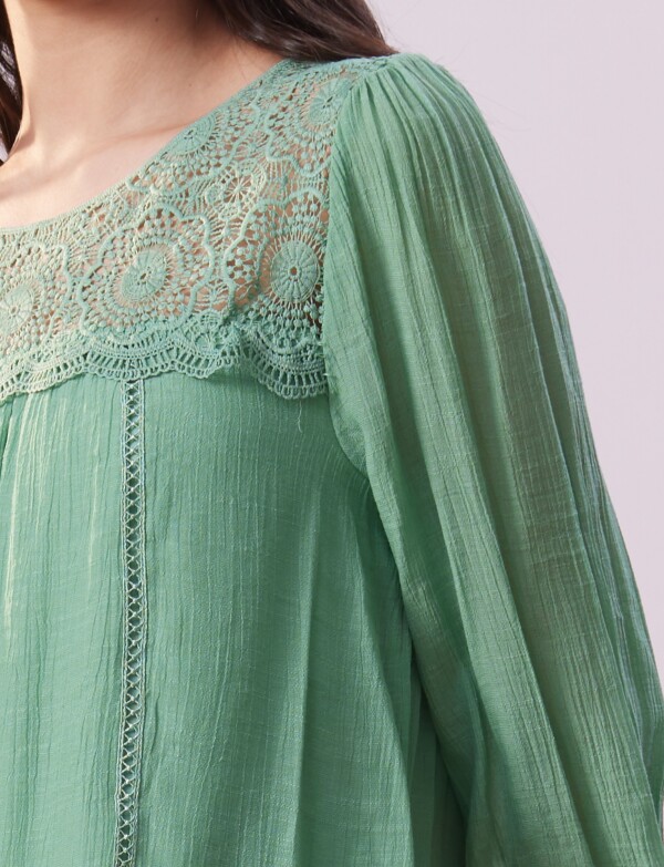 Blusa Crochet VERDE