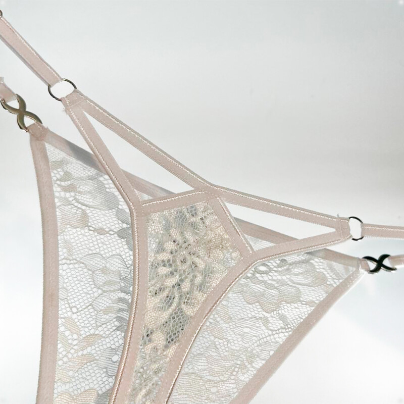 Tanga Colaless Ajustable De Encaje Gris