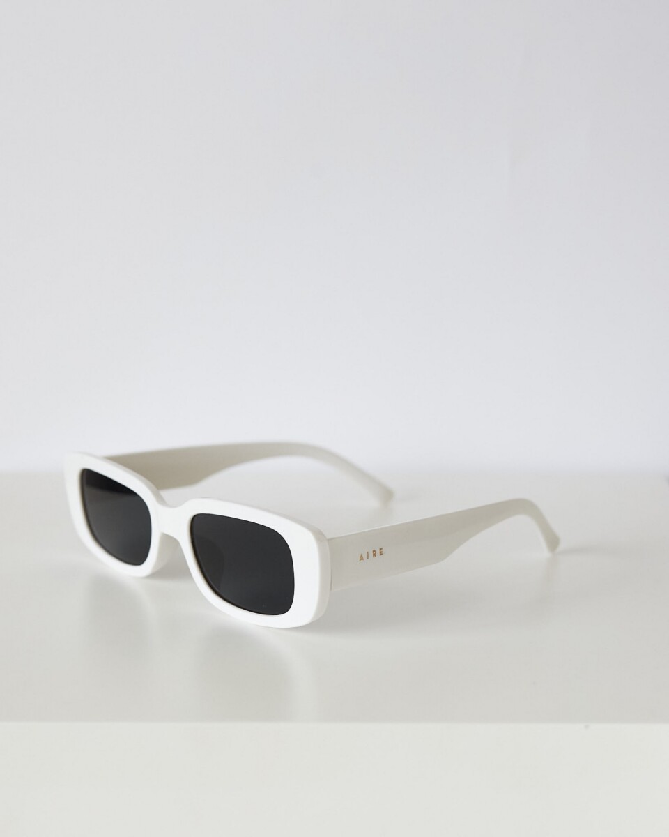 DIANA SUNNIES - WHITE 