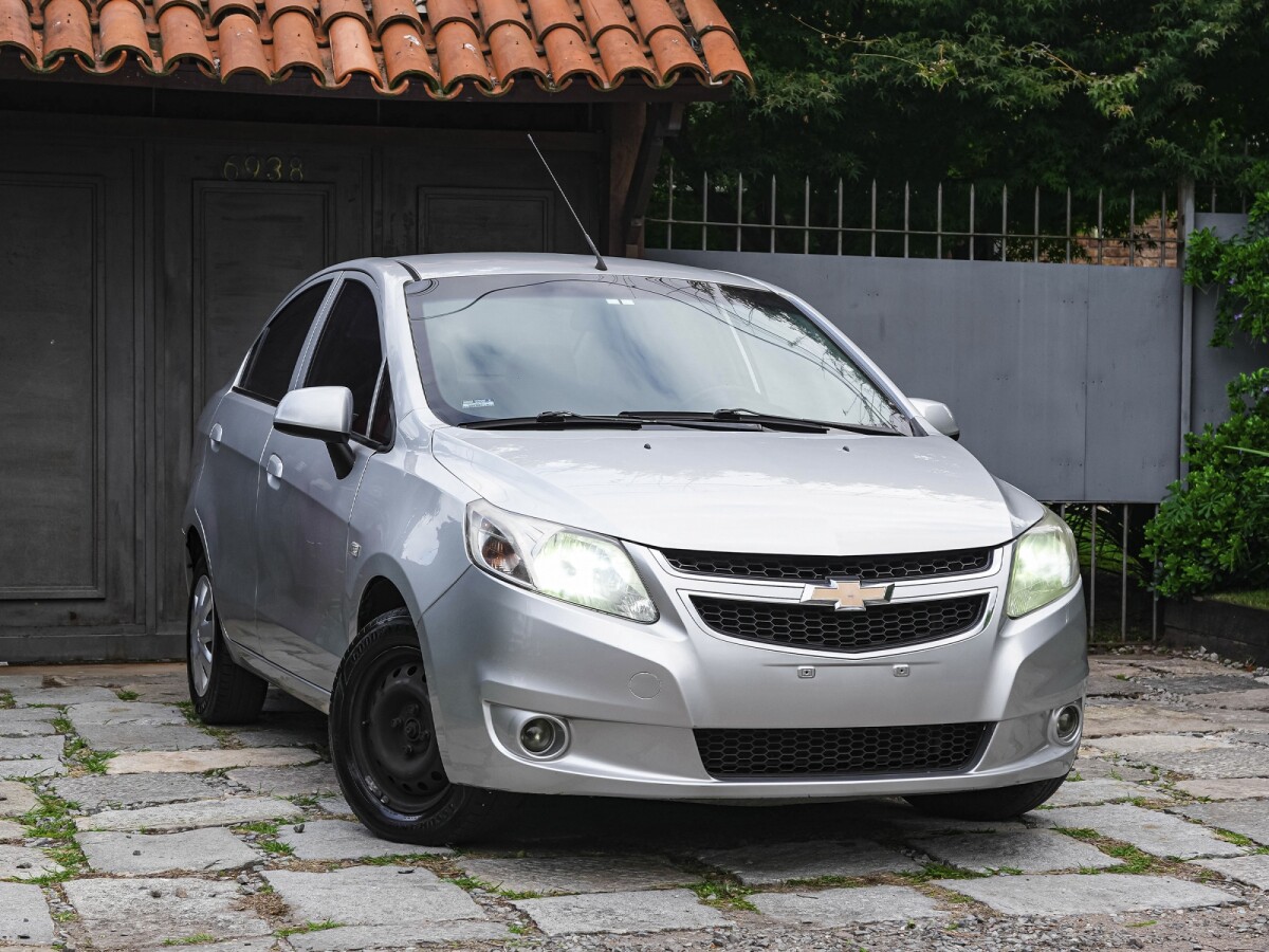 Chevrolet Sail LT 1.4 Extra Full| Permuta / Financia Chevrolet Sail LT 1.4 Extra Full| Permuta / Financia