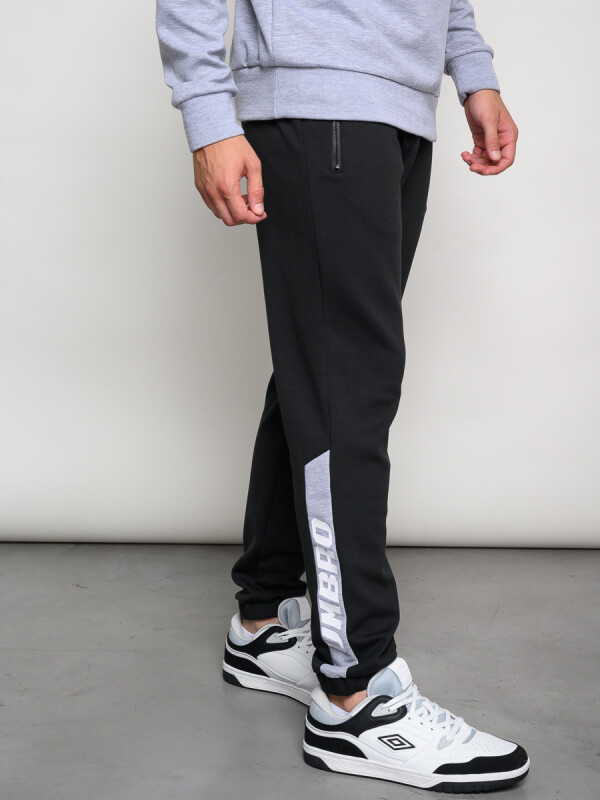 PANTALÓN JUT Umbro Hombre 025