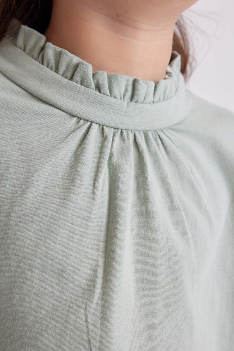 Remera manga larga frunces Verde