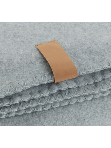 Manta throw DAGLILJE 130x170 gris claro Manta throw DAGLILJE 130x170 gris claro