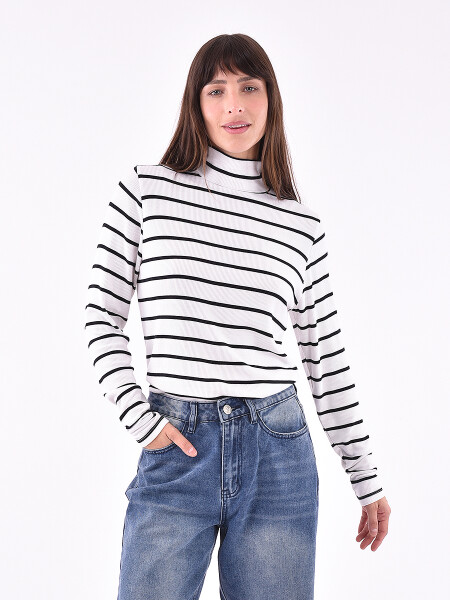 POLERA LARA VARIANTE 2