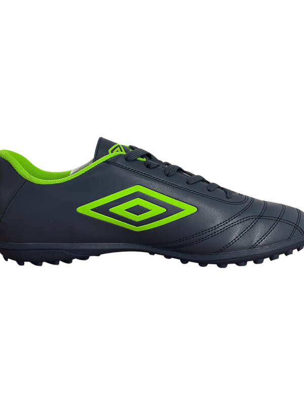 Calzado Classic II TF Umbro Hombre 01v