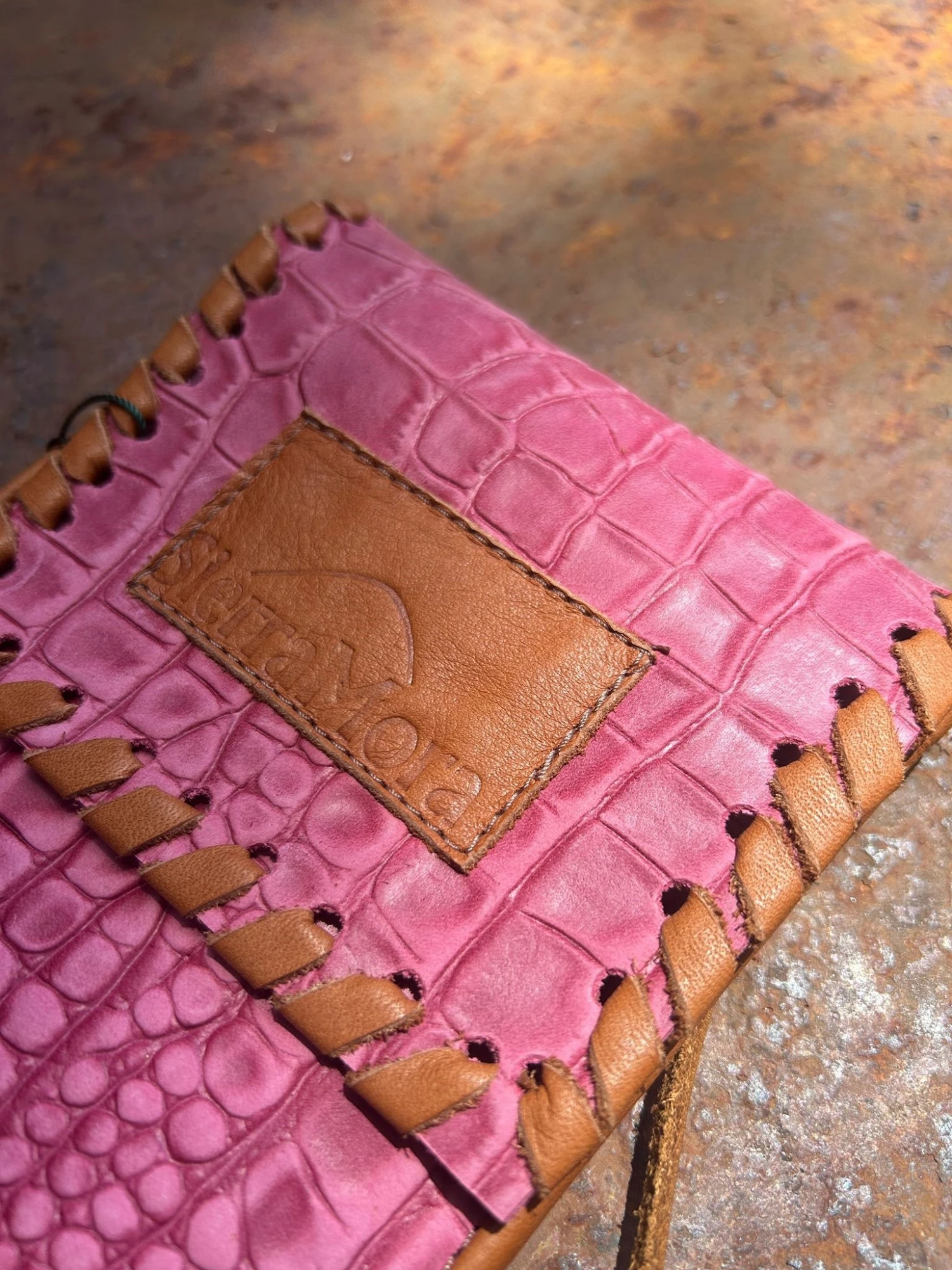 Cel Bag Crocco rosado n/a