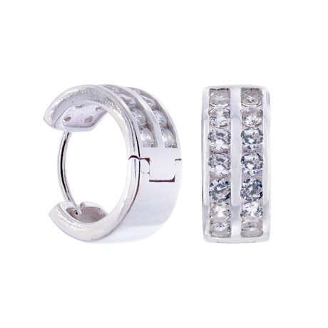 Par de caravanas de plata 925 con circonias. Par de caravanas de plata 925 con circonias.