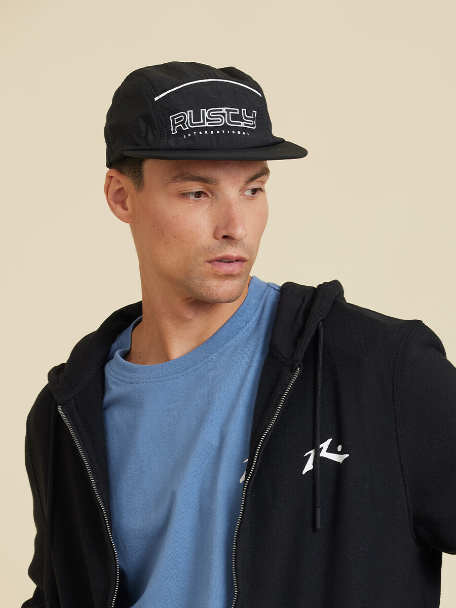 GORRO URKO RUSTY - Negro 