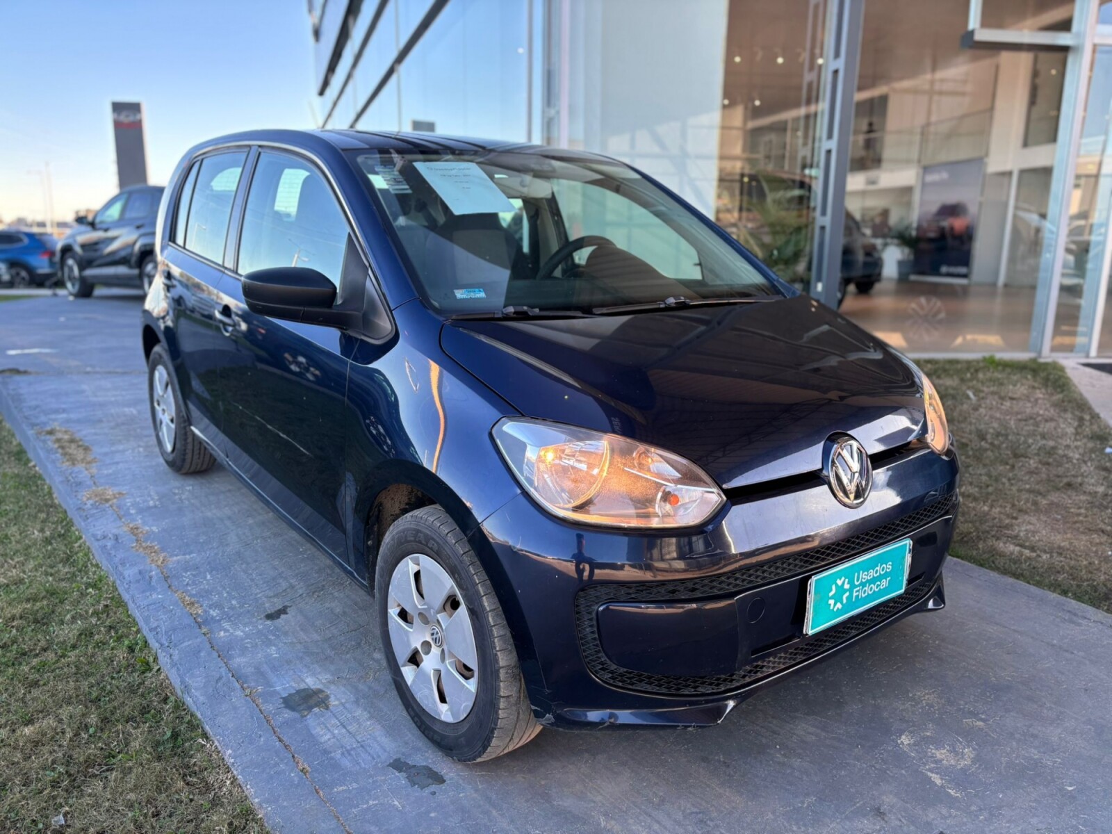 Volkswagen Up Take - 2017 