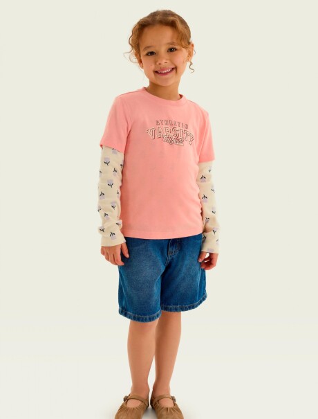 CAMISETA BÁSICA INFANTIL CON ESTAMPA ROSA