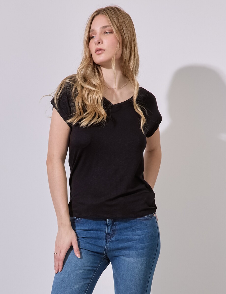 Remera Ribete Saten - Negro 