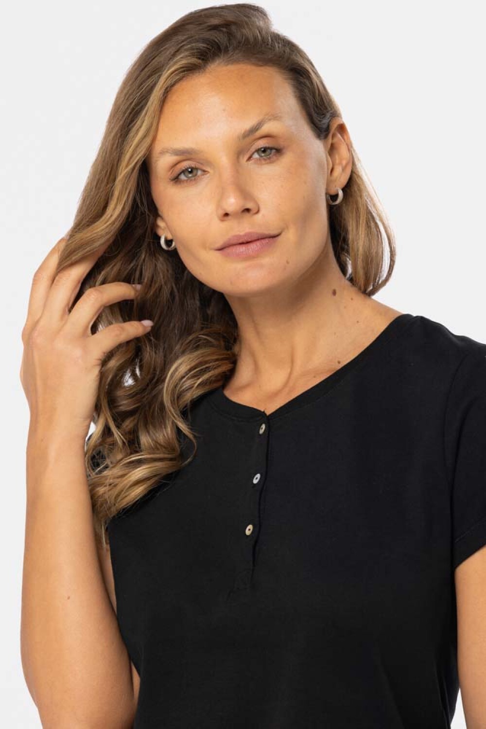 REMERA LISA Negro