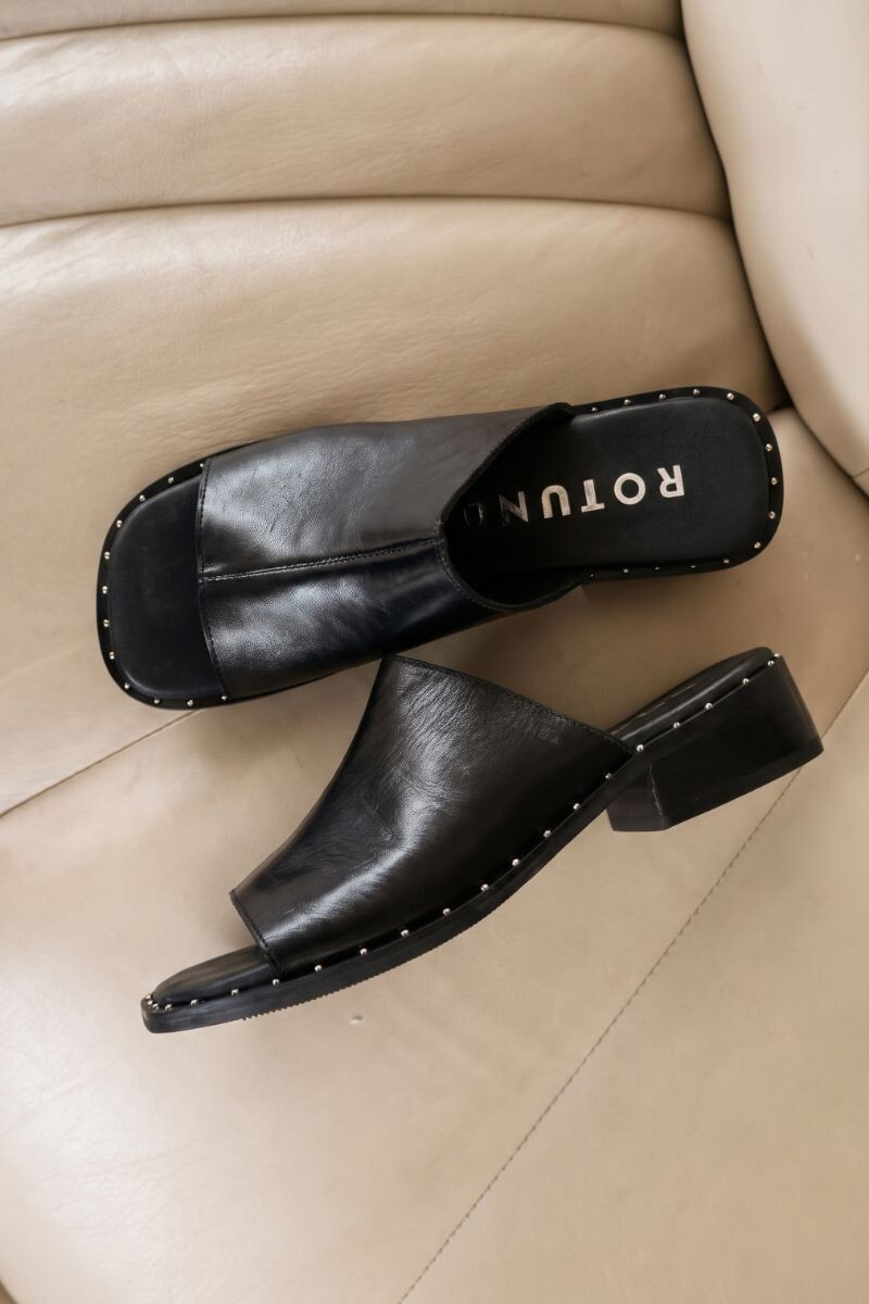 Cuma Black