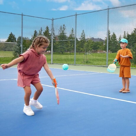 Juego de raqueta con pelotas Juego de raqueta con pelotas