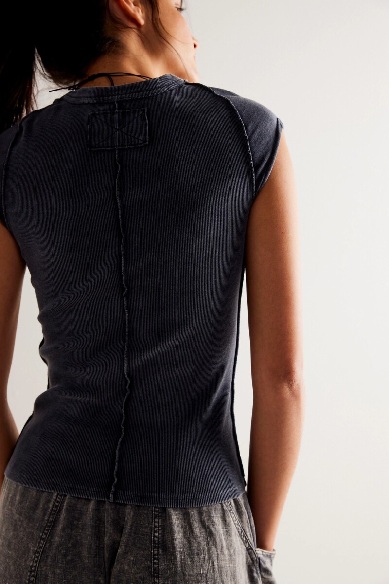 REMERA EVER HAD Negro