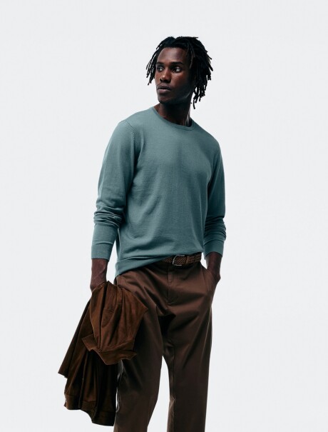 BUZ TEJIDO ESCOTE A LA BASE VERDE