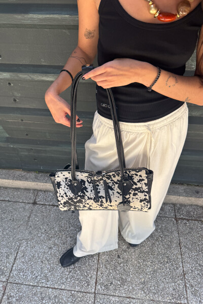 CARTERA DAENERYS NEGRO