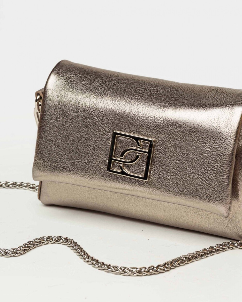 Mini bag Bloom en cuero graneado metalizado Peltre Niquel