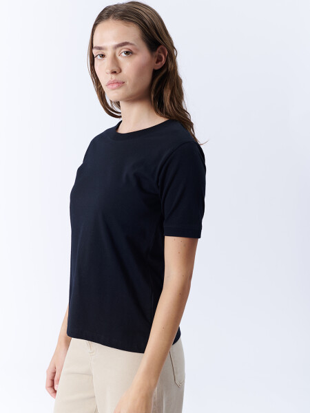 Remera manga corta básica Negra