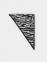 Chal Estampado Animal negro