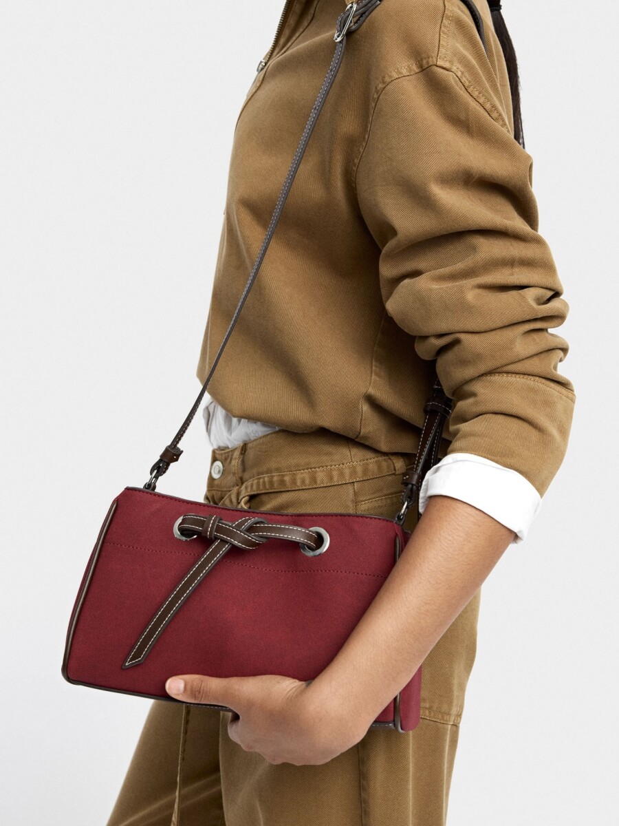 Bolso Bandolera Efecto Piel burdeos