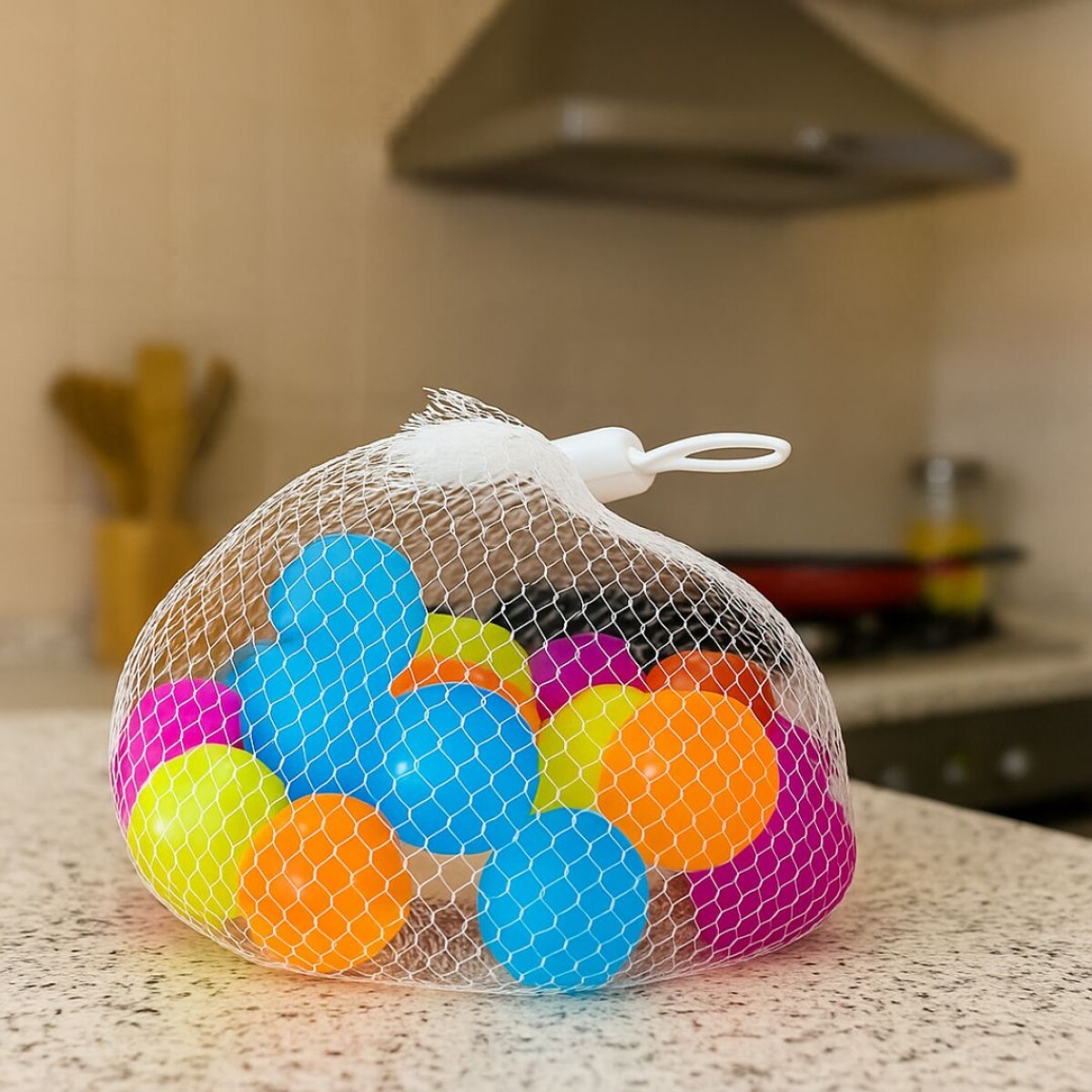 HIELO PLASTICO EN ESFERAS DE COLORES X 20 UNIDADES 