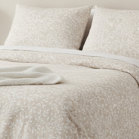 Juego Sábanas Queen Size Richmond House Estampada 100% Microfibra 311-1 HOJAS GRIS