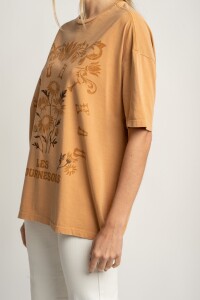 Remera Lavada Print Bisou Mocha