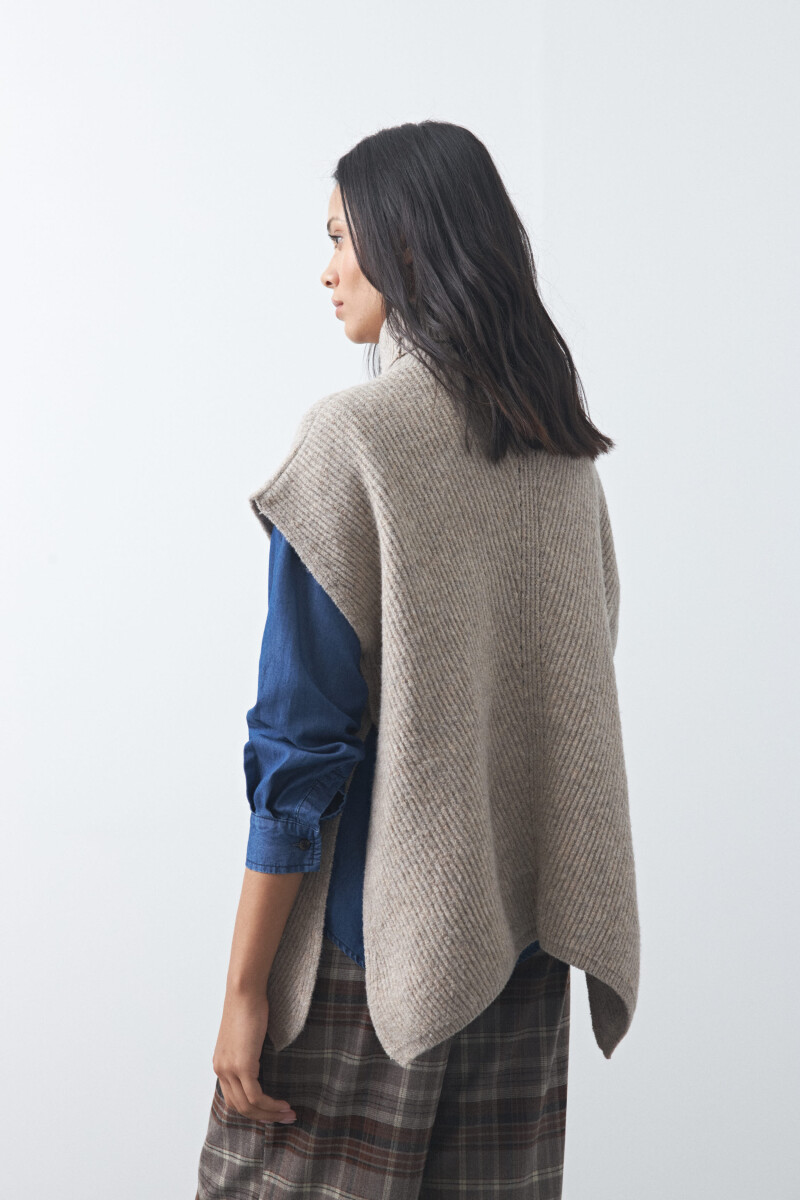 PONCHO GYROS Beige Oscuro