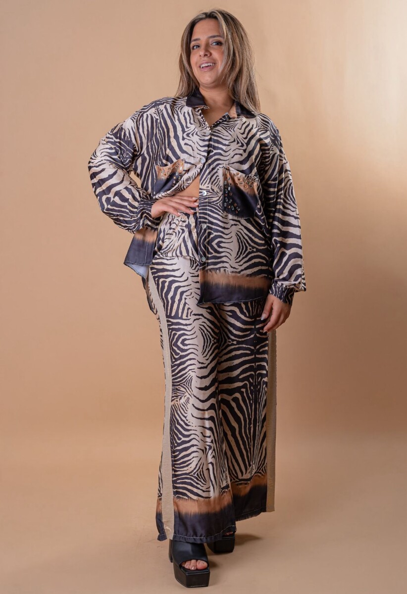 Conjunto de seda animal print 