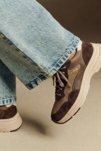 Zapatilla Cuero Combinada Chocolate