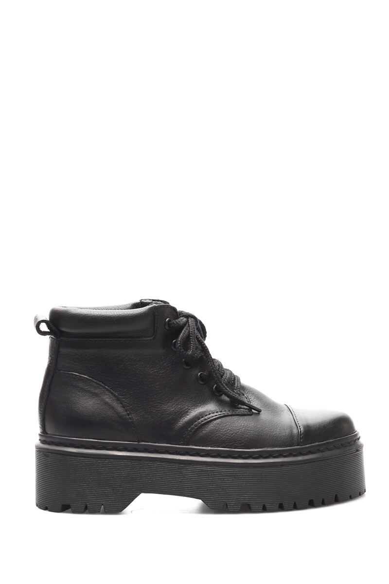 Bota Borcego Corto Plataforma Cuero - Negro 