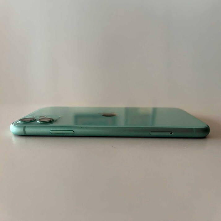 iPhone 11 64 GB - Green iPhone 11 64 GB - Green