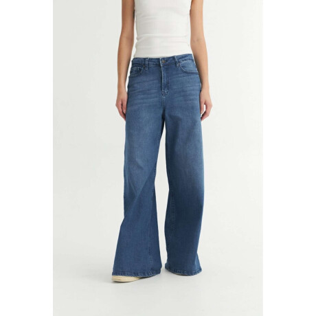 Jean Maia Blue I25