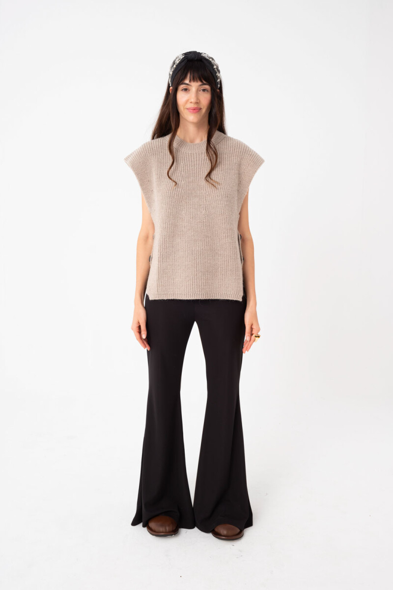 CHALECO TEJIDO Beige