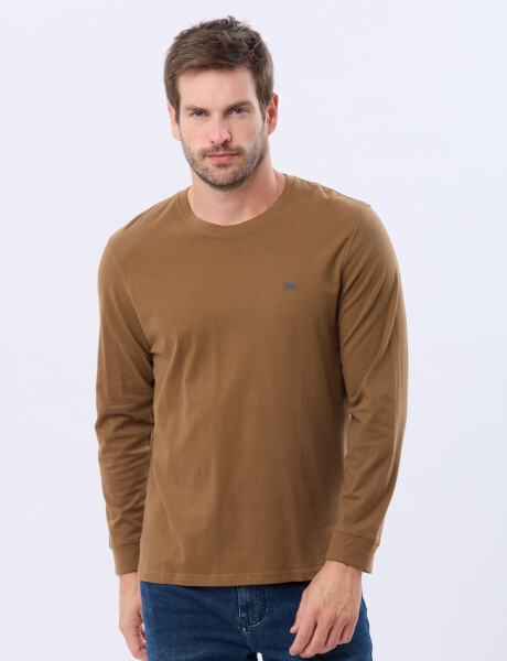 REMERA LISA DE ALGODÓN Mostaza