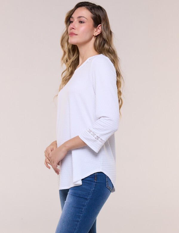 Remera Manga 3/4 Con Detalle De Puntilla Calada BLANCO