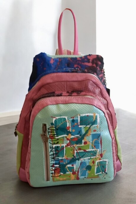 Mochila Lucy Multicolor Pintada A Mano Con Arte Carolina De Cunto Geométrico