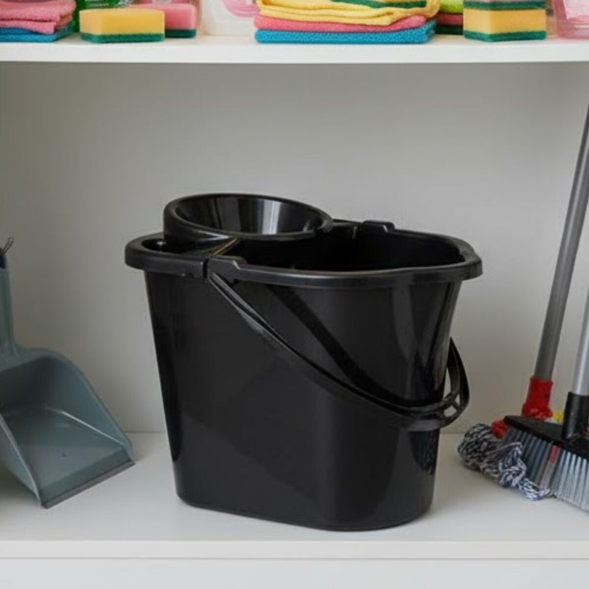 Balde con centrifugadora para mopa 14 lts - NEGRO 