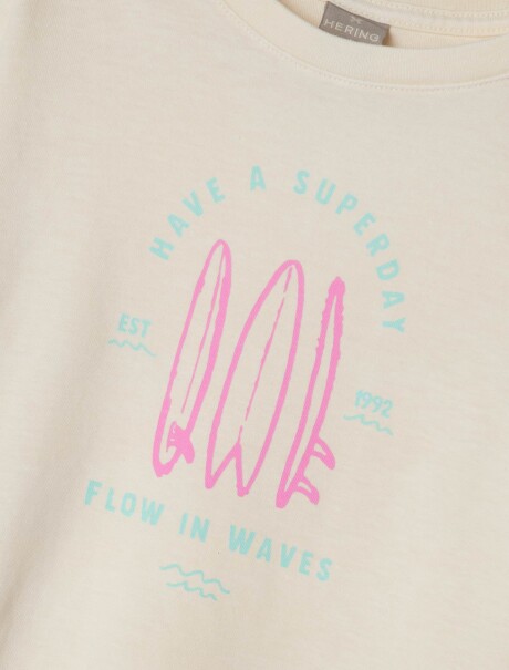 CAMISETA INFANTIL CON ESTAMPA AMARILLO