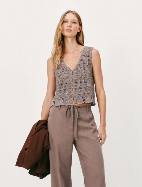 BLUSA DE PUNTOS GRIS