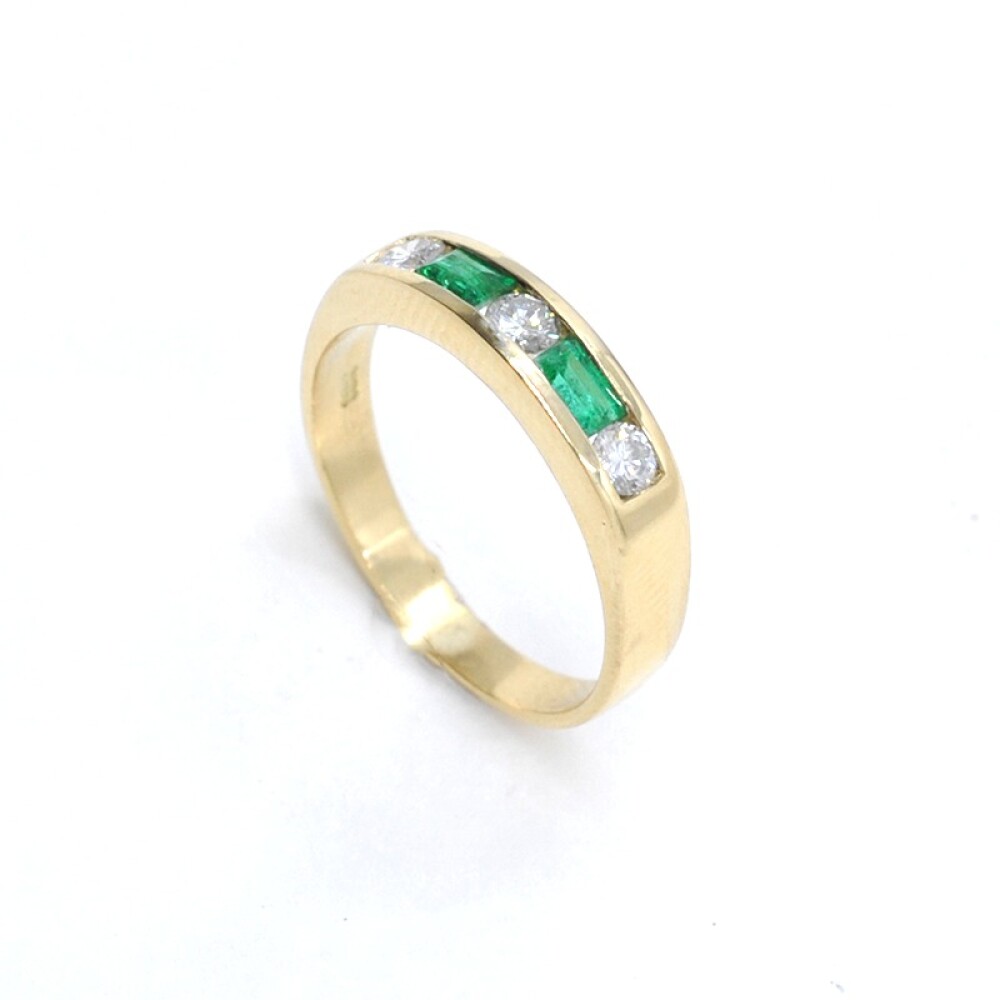 Anillo en oro 18k brillantes y esmeraldas Anillo en oro 18k brillantes y esmeraldas