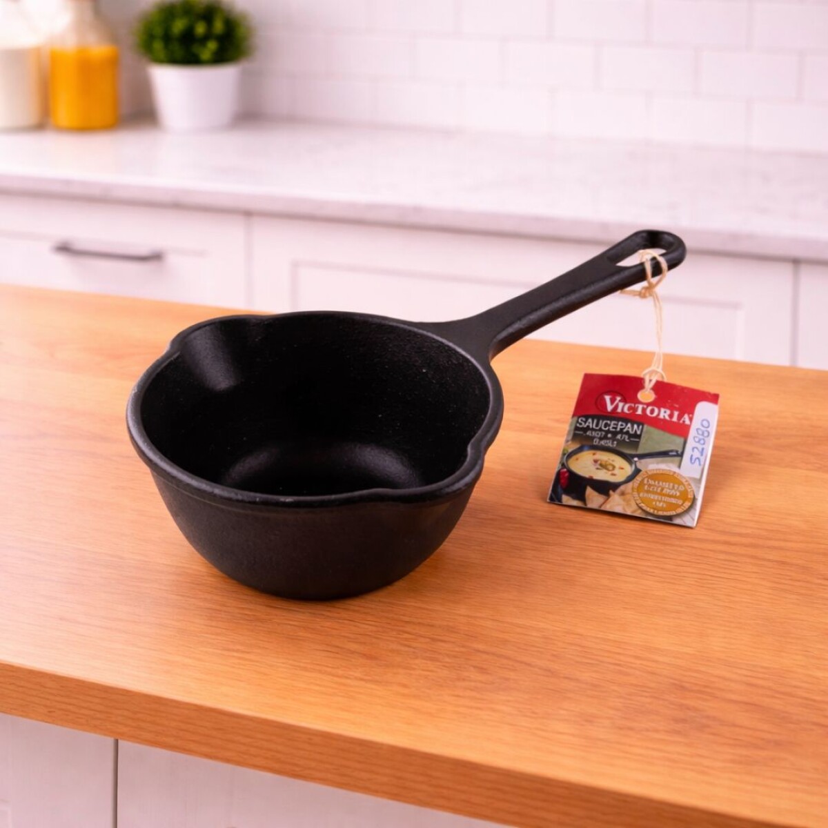 SALSERO VICTORIA HIERRO FUNDIDO 0.45 L - NEGRO 