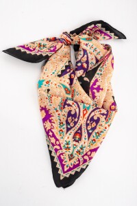 Bandana Floral Violeta