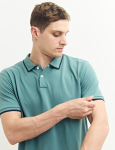 520976 REMERA HARRINGTON LABEL Petroleo